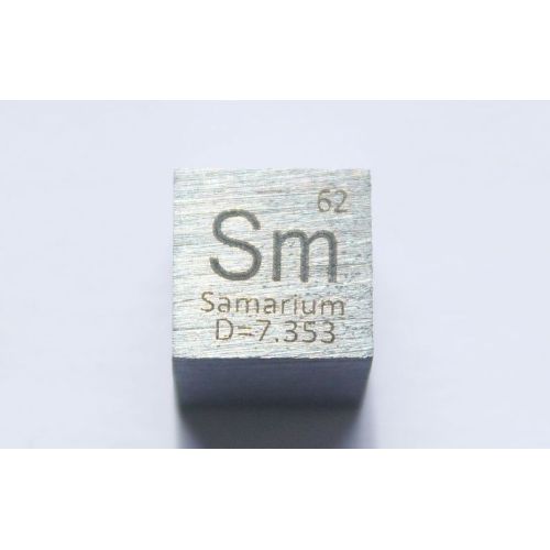 Cubo di metallo di samario Sm 10x10mm lucidato 99,95% purezza