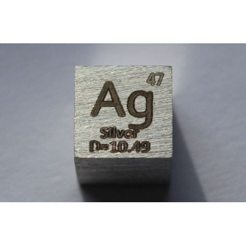 Cubo d'argento Ag 10x10mm lucidato di purezza 99,99%